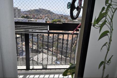Varanda de apartamento à venda com 3 quartos, 68m² em Del Castilho, Rio de Janeiro