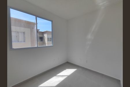 Quarto 2 de apartamento para alugar com 2 quartos, 50m² em Vargem Pequena, Rio de Janeiro