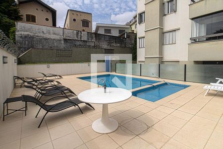 Apartamento à venda com 65m², 3 quartos e 2 vagasPiscina