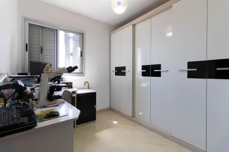 Apartamento à venda com 65m², 3 quartos e 2 vagasQuarto 1