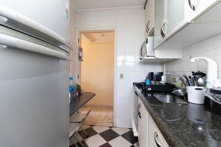 Apartamento à venda com 65m², 3 quartos e 2 vagasCozinha