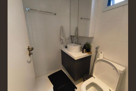 Apartamento à venda com 140m², 3 quartos e 3 vagasBanheiro da Suíte 2