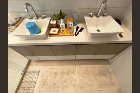 Apartamento à venda com 140m², 3 quartos e 3 vagasBanheiro da Suíte 3