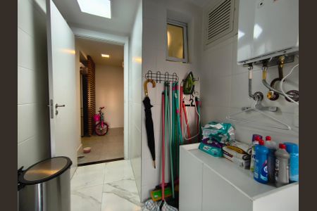 Apartamento à venda com 140m², 3 quartos e 3 vagasÁrea de Serviço