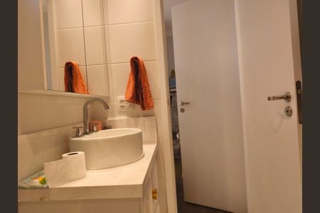 Apartamento à venda com 140m², 3 quartos e 3 vagasBanheiro da Suíte 1