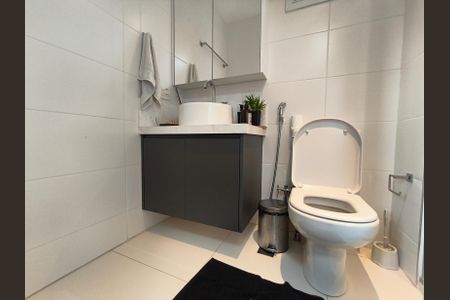 Apartamento à venda com 140m², 3 quartos e 3 vagasBanheiro da Suíte 2