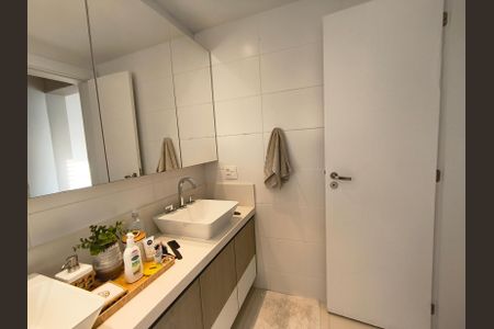 Apartamento à venda com 140m², 3 quartos e 3 vagasBanheiro da Suíte 3