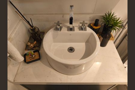 Apartamento à venda com 140m², 3 quartos e 3 vagasBanheiro da Suíte 2