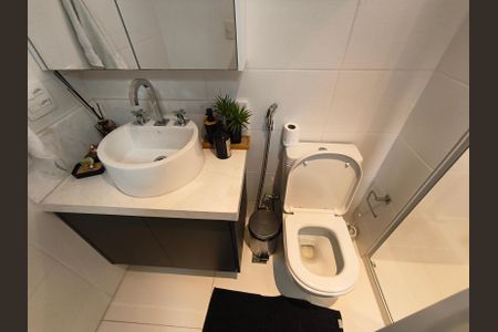 Apartamento à venda com 140m², 3 quartos e 3 vagasBanheiro da Suíte 2