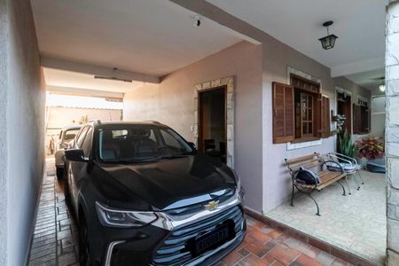 Casa à venda com 220m², 3 quartos e 3 vagasGaragem