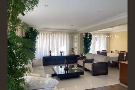 Casa à venda com 3 quartos, 682m² em Campo Belo, São Paulo