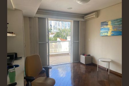 Casa à venda com 3 quartos, 682m² em Campo Belo, São Paulo