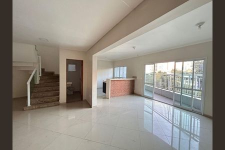 Casa à venda com 3 quartos, 220m² em Jardim Bela Vista, Santo André