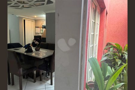 Casa à venda com 2 quartos, 120m² em Água Rasa, São Paulo