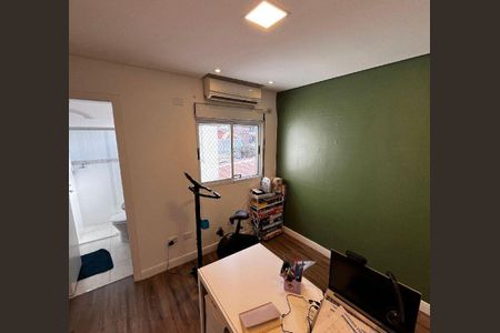 Casa à venda com 3 quartos, 242m² em Chora Menino, São Paulo