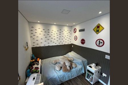 Casa à venda com 3 quartos, 242m² em Chora Menino, São Paulo