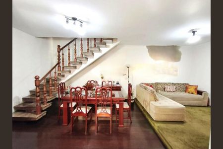 Casa à venda com 3 quartos, 156m² em Vila Gomes Cardim, São Paulo