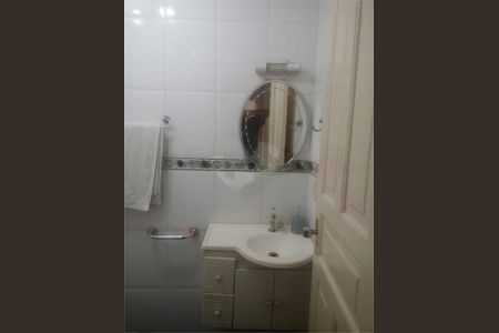 Casa à venda com 3 quartos, 210m² em Santo Amaro, São Paulo