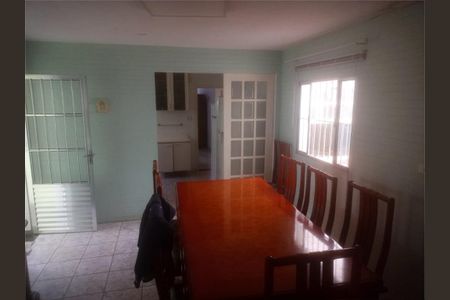 Casa à venda com 3 quartos, 210m² em Santo Amaro, São Paulo