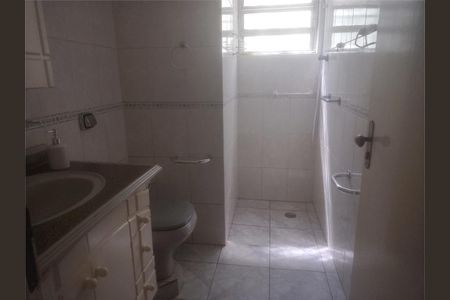 Casa à venda com 3 quartos, 210m² em Santo Amaro, São Paulo