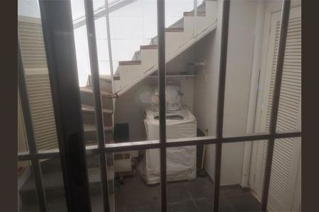 Casa à venda com 3 quartos, 210m² em Santo Amaro, São Paulo