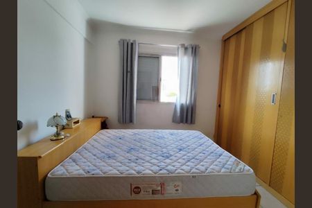 Apartamento à venda com 72m², 2 quartos e 1 vaga