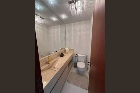 Casa à venda com 5 quartos, 238m² em Recreio dos Bandeirantes, Rio de Janeiro