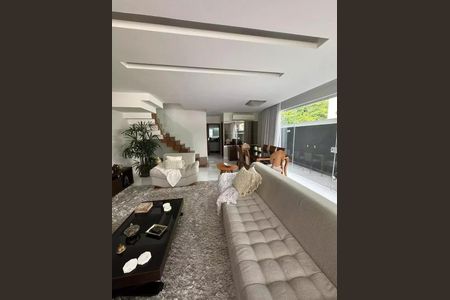 Casa à venda com 5 quartos, 238m² em Recreio dos Bandeirantes, Rio de Janeiro