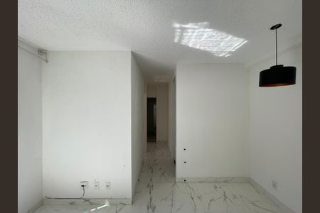 Sala de apartamento à venda com 2 quartos, 46m² em Taquara, Rio de Janeiro