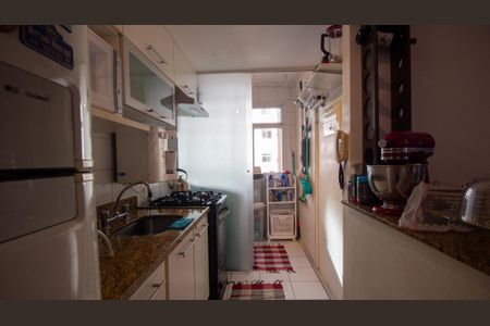 Apartamento à venda com 75m², 3 quartos e 1 vaga Apartamento à venda com 75m², 3 quartos e 1 vagaCozinha e Área de Serviço