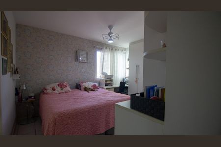 Apartamento à venda com 75m², 3 quartos e 1 vaga Apartamento à venda com 75m², 3 quartos e 1 vagaSuíte 2