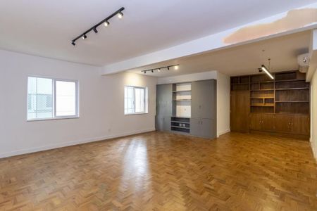 Apartamento à venda com 3 quartos, 162m² em Cerqueira César, São Paulo