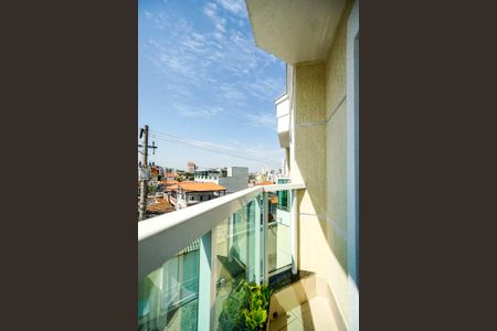 Casa de condomínio à venda com 170m², 3 quartos e 2 vagasVaranda do quarto 01