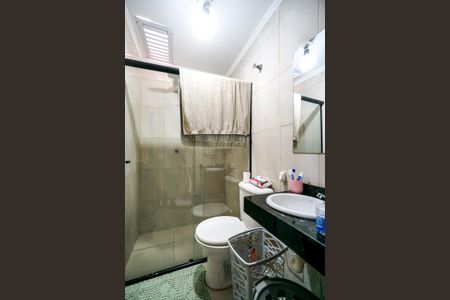 Casa de condomínio à venda com 170m², 3 quartos e 2 vagasBanheiro social