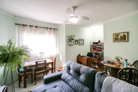 Sala de casa de condomínio à venda com 3 quartos, 170m² em Vila Esperança, São Paulo