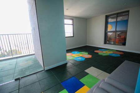 Apartamento à venda com 83m², 2 quartos e 1 vagaÁrea comum