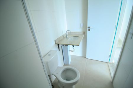 Apartamento à venda com 83m², 2 quartos e 1 vagaBanheiro Social