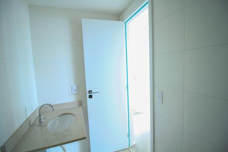 Apartamento à venda com 83m², 2 quartos e 1 vagaBanheiro Social