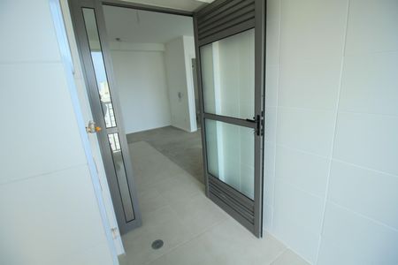 Apartamento à venda com 83m², 2 quartos e 1 vagaVaranda Cozinha