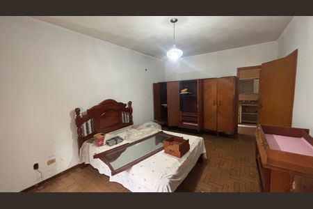 Casa à venda com 283m², 3 quartos e 5 vagasSuíte