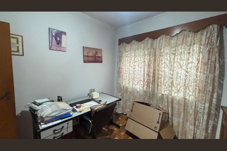 Casa à venda com 283m², 3 quartos e 5 vagasEscritório