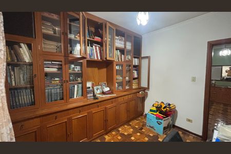 Casa à venda com 283m², 3 quartos e 5 vagasEscritório