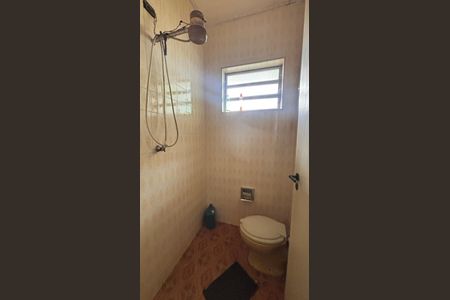 Casa à venda com 283m², 3 quartos e 5 vagasBanheiro - Garagem