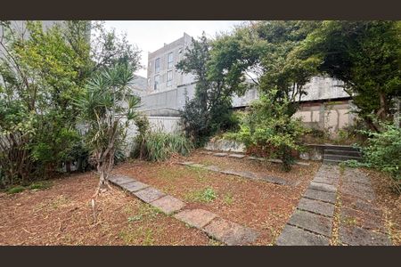 Casa à venda com 283m², 3 quartos e 5 vagasQuintal