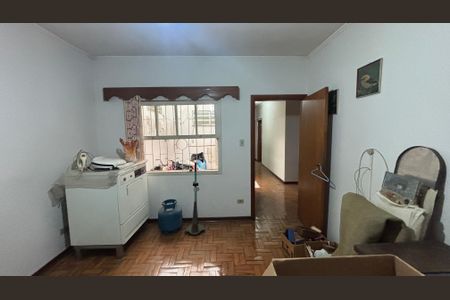 Casa à venda com 283m², 3 quartos e 5 vagasQuarto 2