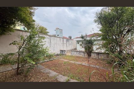 Casa à venda com 283m², 3 quartos e 5 vagasQuintal