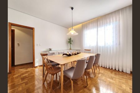 Casa à venda com 193m², 3 quartos e 4 vagas Casa à venda com 193m², 3 quartos e 4 vagasSala Jantar