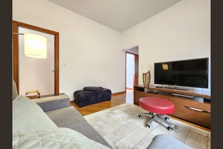 Sala TV de casa à venda com 3 quartos, 193m² em Alto Barroca, Belo Horizonte