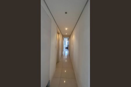 Apartamento à venda com 57m², 1 quarto e 1 vaga Apartamento à venda com 57m², 1 quarto e 1 vagaCorredor