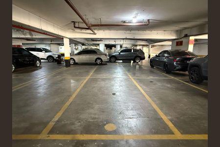 Apartamento à venda com 147m², 3 quartos e 2 vagas Apartamento à venda com 147m², 3 quartos e 2 vagasGaragem